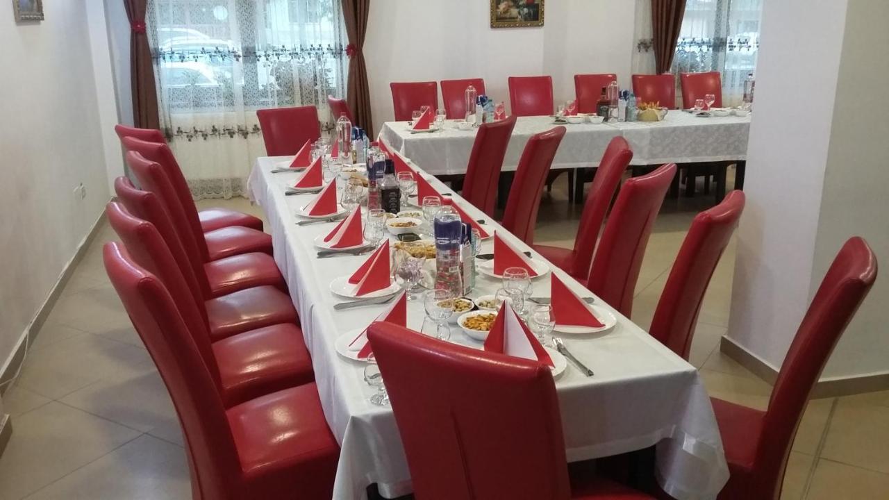 Pensiunea Poiana Soarelui Brates Esterno foto